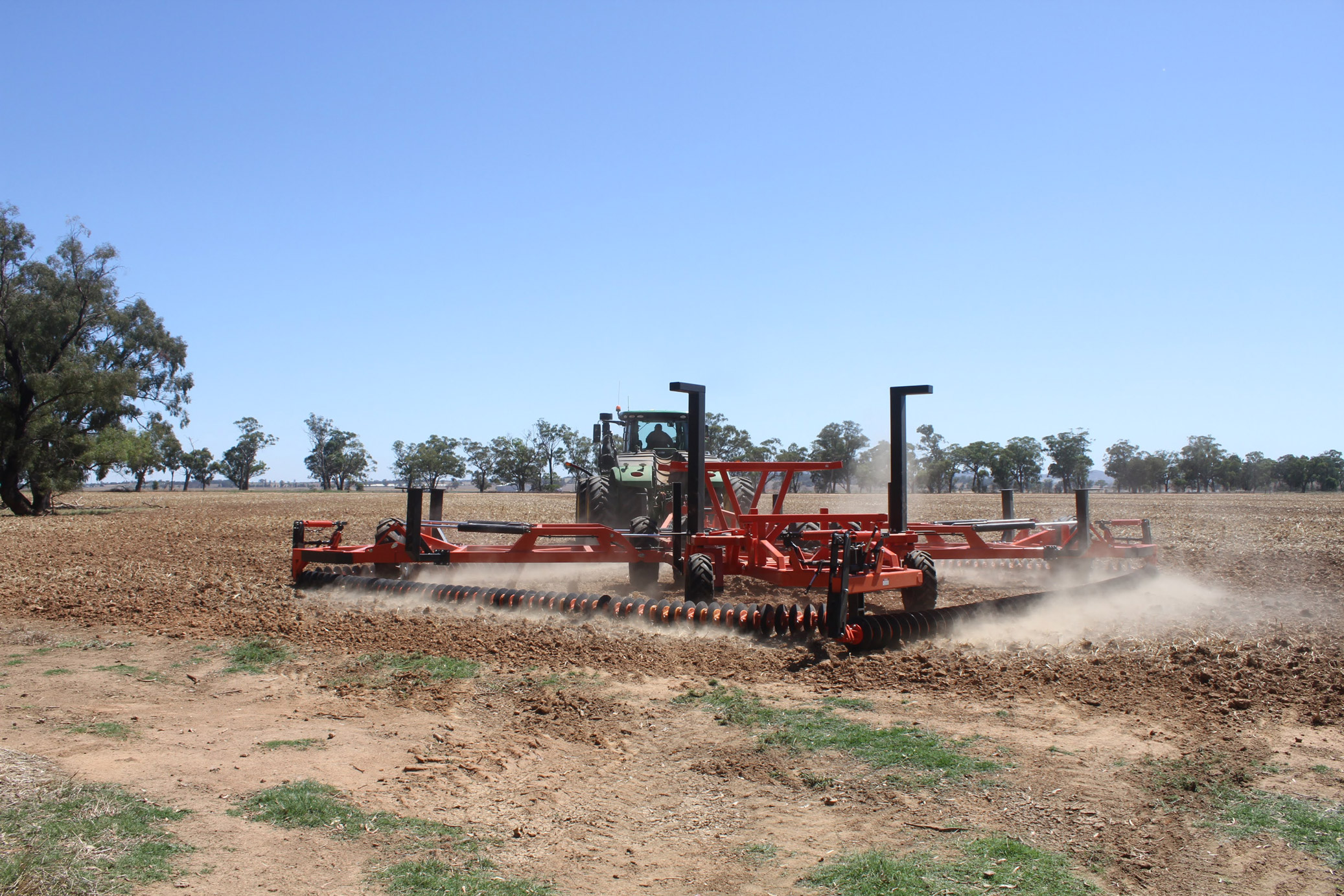 opt2-home-hero-banner-3-chainbar-brookfield-agriculture